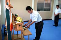 ���䌧�{������J���̗l�q