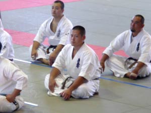 ��25��u�ᎂ�q�t�v��蓹�I�茠���ʐ^